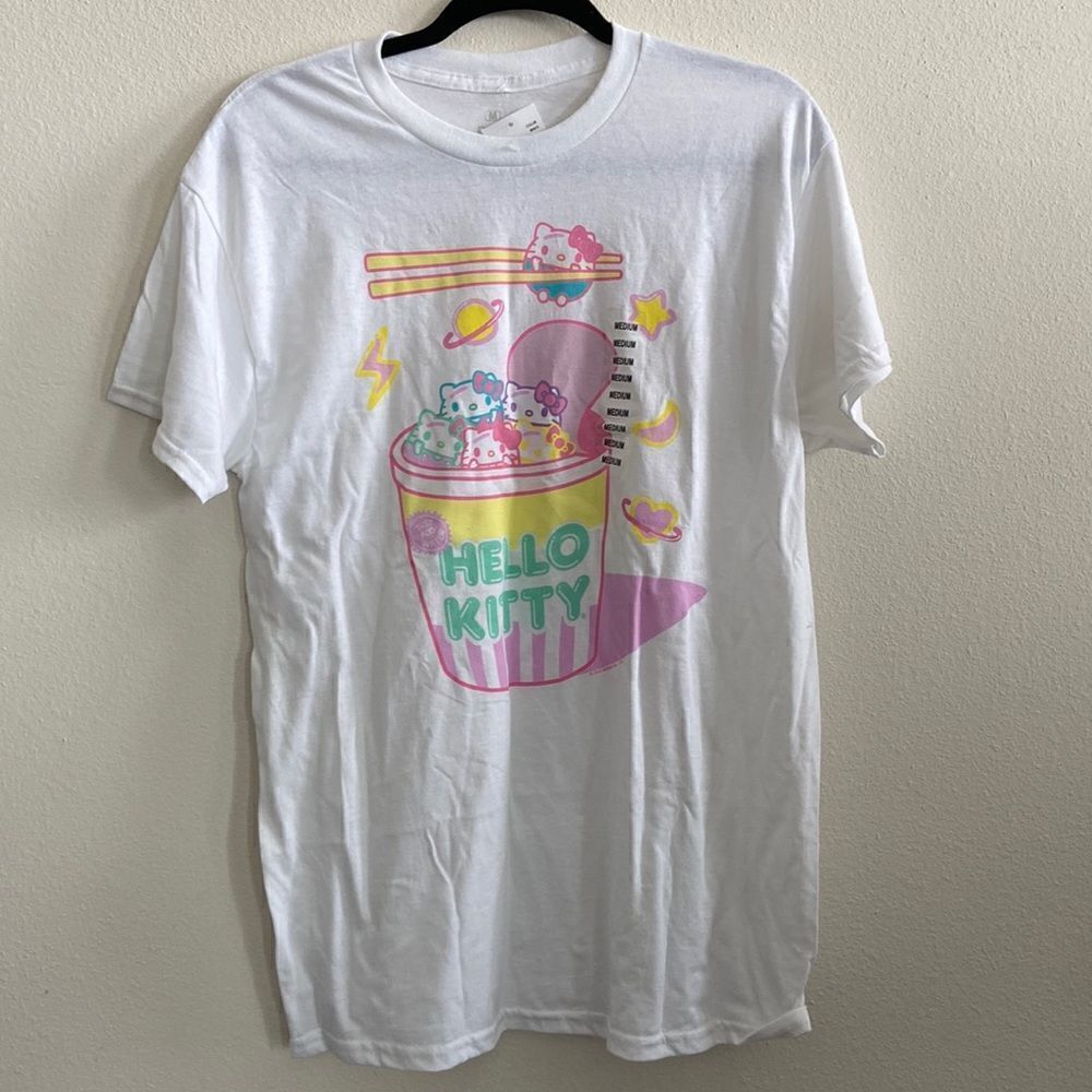 SAN Rio Hello Kitty with Friends NWT T-shirt size M